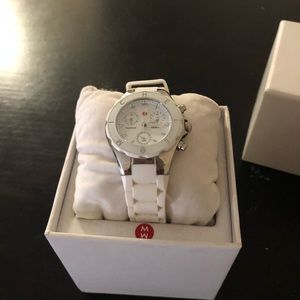White tahitanJelly bean watch